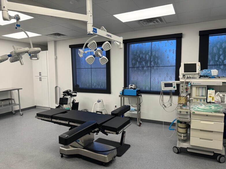 Primary Photo Of 6094 S Sandhill Rd, Las Vegas Hospital For Sale