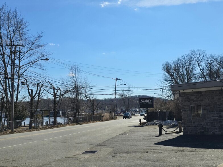 More Photos Of 120 Brady Rd, Lake Hopatcong Restaurant For Sale