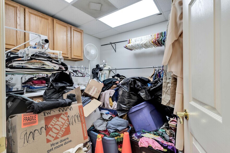 More Photos Of 56300 29 Palms Hwy, Yucca Valley Medical For Sale