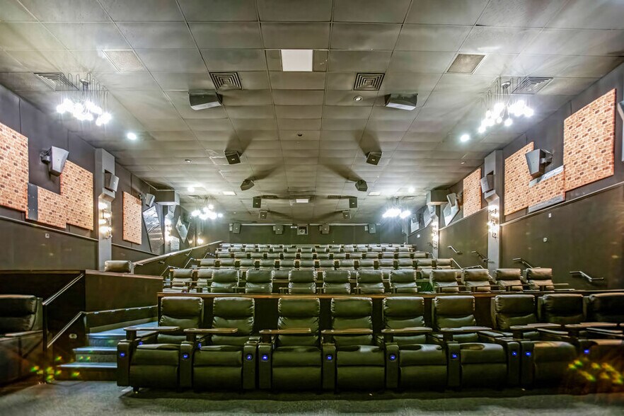 More Photos Of 4000 Fort Campbell Blvd, Hopkinsville Movie Theatre For Sale