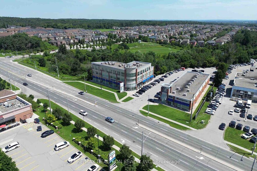 More Photos Of 11685 Yonge St, Richmond Hill Office For Sale