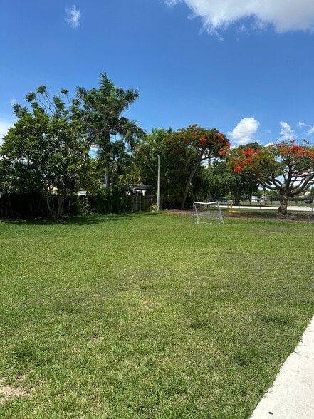 More Photos Of 54 Miller dr, Miami Religious Facility For Sale