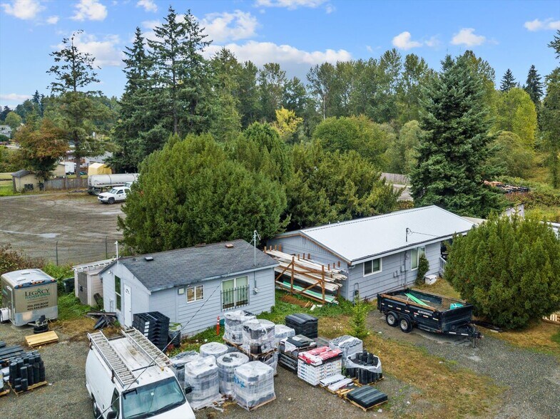 More Photos Of 10301 31st St E, Edgewood Contractor Storage Yard For Lease