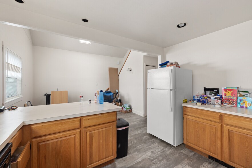 More Photos Of 175 W Bond St, Astoria Storefront Retail Residential For Sale