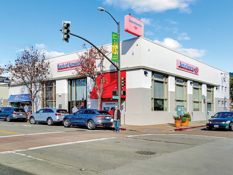 More Photos Of 4050 MacArthur Blvd, Oakland Bank For Lease