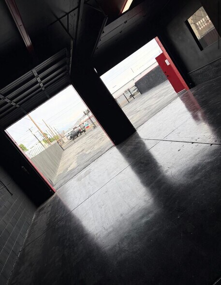 More Photos Of 309 S 1st St, Yakima Flex For Lease