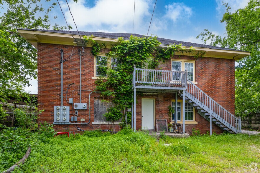 More Photos Of 661 N Park Ave, Shawnee Apartments For Sale