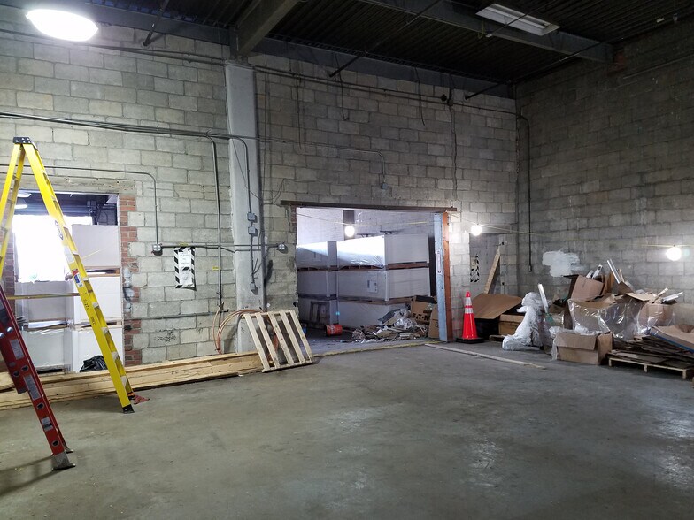 More Photos Of 901 Evarts St NE, Washington Warehouse For Lease