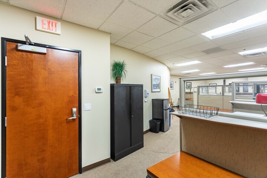 More Photos Of 13405 Folsom Blvd, Folsom Office For Sale