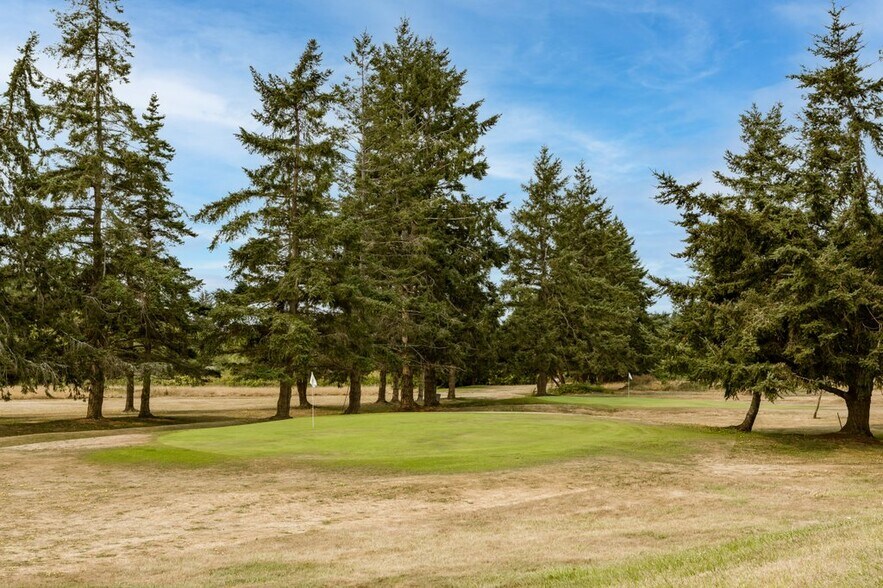 More Photos Of 597 Ducken Rd, Oak Harbor Golf Course Driving Range For Sale