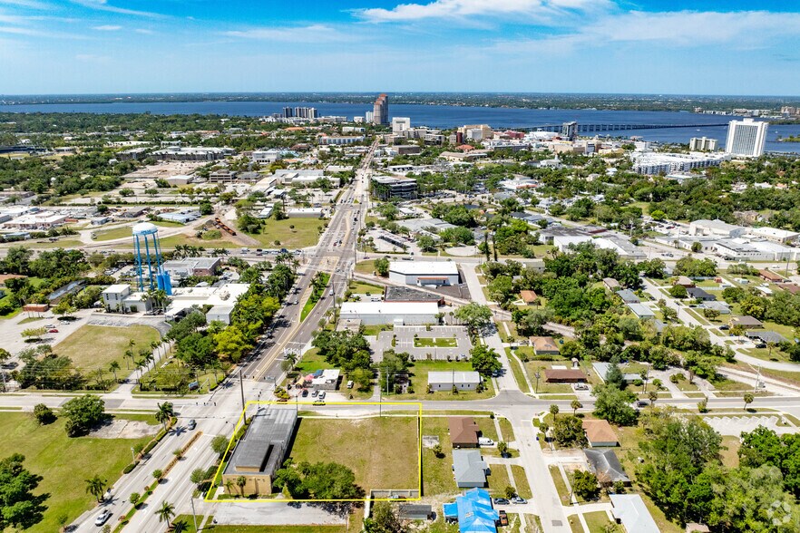 More Photos Of 2701 Dr Martin Luther King Blvd, Fort Myers Restaurant For Lease