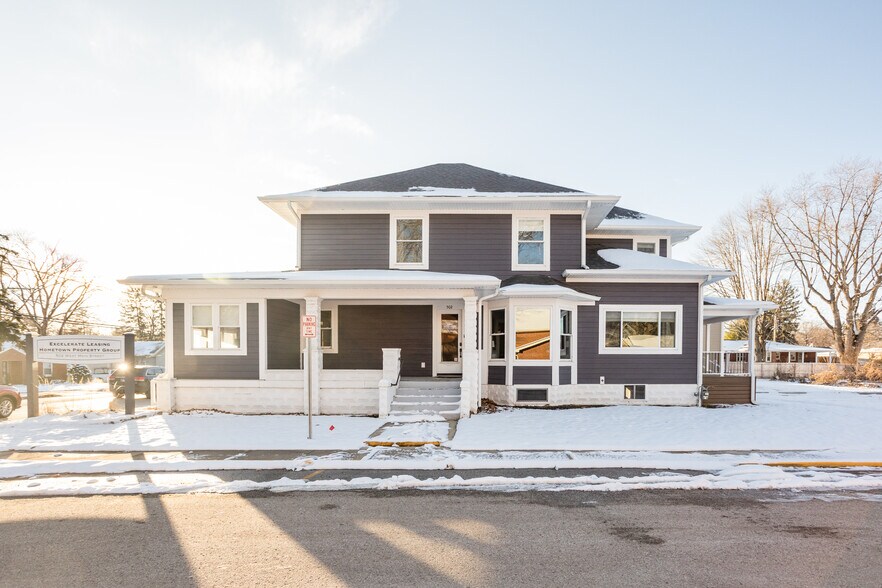 More Photos Of 502 W Main St, Danville Office For Sale