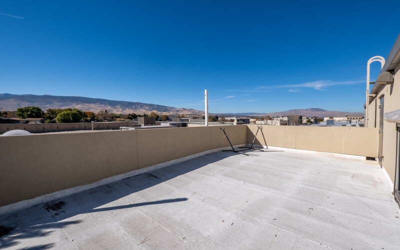 More Photos Of 8565 Double R Blvd, Reno Flex For Lease