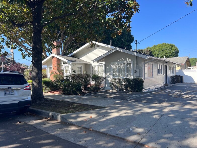 More Photos Of 102 N Milpas St, Santa Barbara Office For Sale