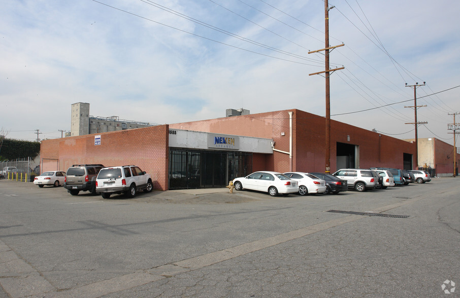 Primary Photo Of 1555 Los Palos St, Los Angeles Manufacturing For Sale