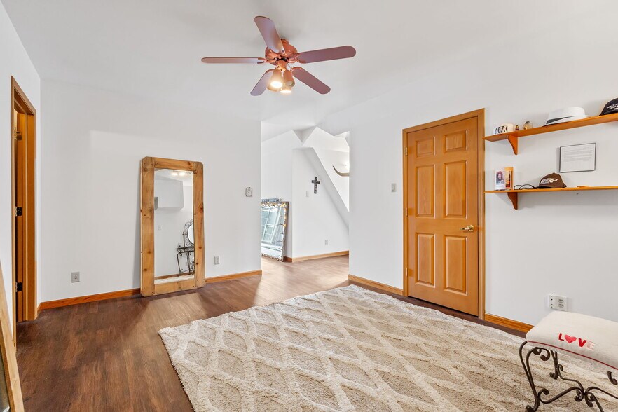 More Photos Of 2507 E 1100 N, Demotte Apartments For Sale