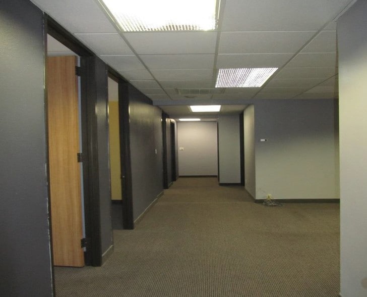 More Photos Of 6262 Weber Rd, Corpus Christi Office For Lease