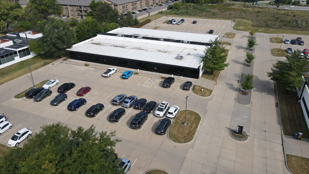 Primary Photo Of 1031 Office Park Rd, West Des Moines Office For Lease