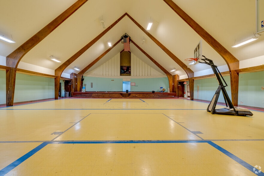 More Photos Of 280 S Memorial Dr, Tulsa Schools For Sale