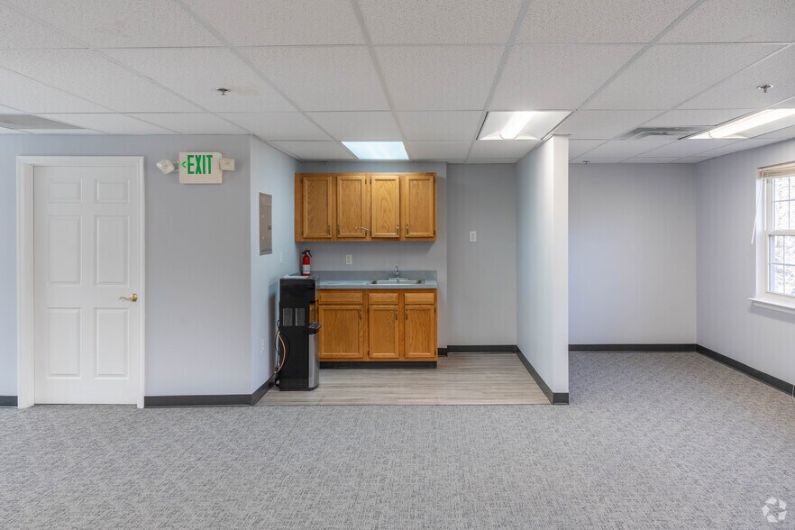 More Photos Of 7330-7370 Grace Dr, Columbia Office For Lease
