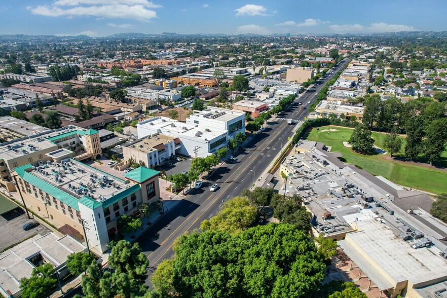 More Photos Of 330 E Las Tunas Dr, San Gabriel Medical For Lease