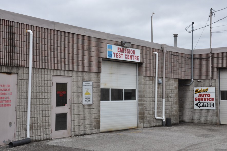 More Photos Of 1377-1395 Lauzon Rd, Windsor Auto Dealership For Sale