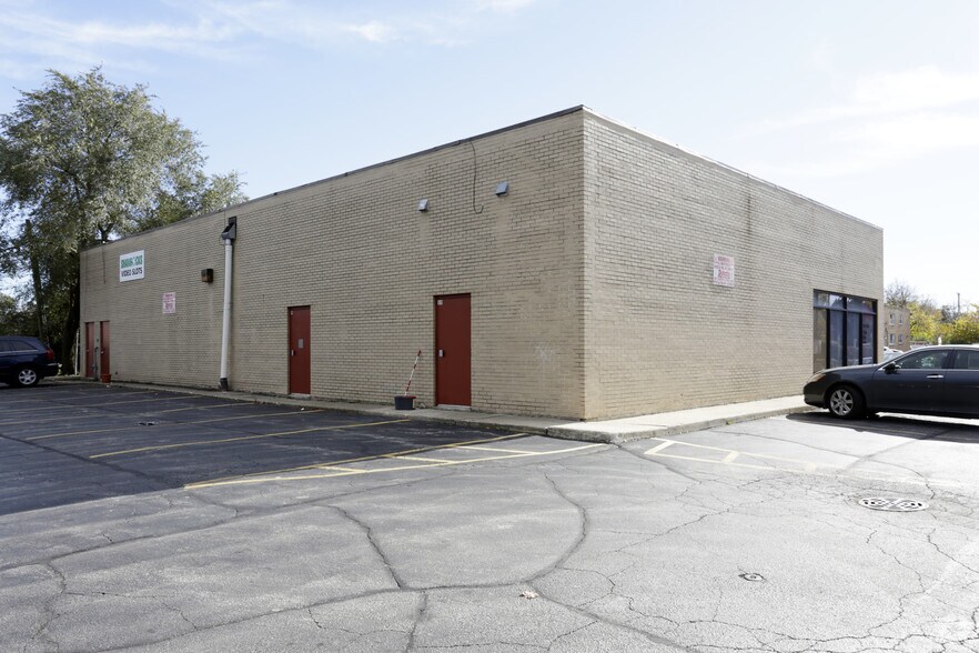 More Photos Of 7840 Ogden Ave, Lyons General Retail For Lease