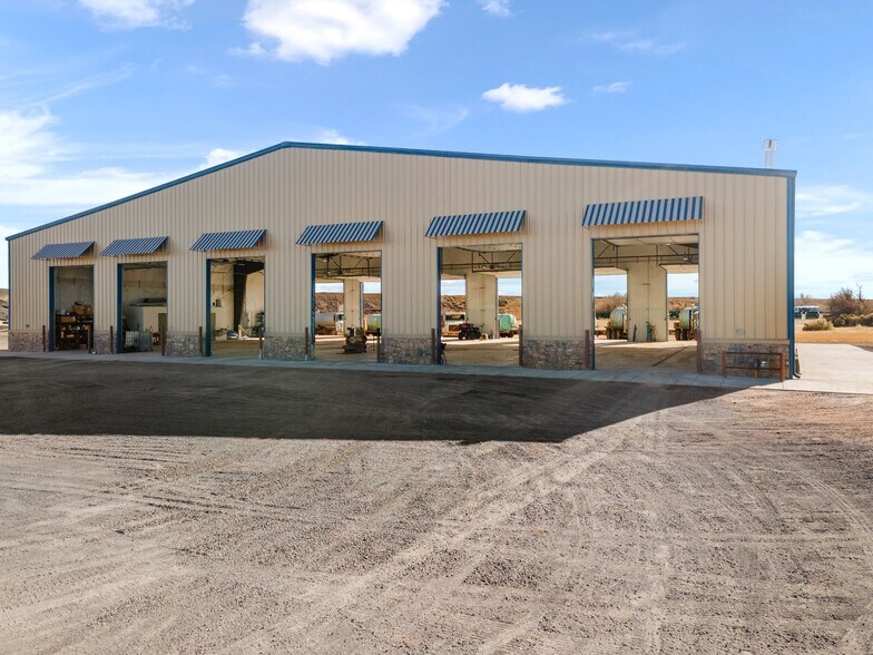 More Photos Of 20 Monarch Ln, Pueblo Industrial For Sale
