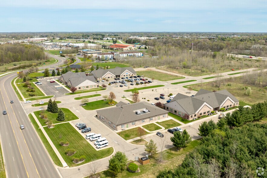 More Photos Of 8161 Executive Ct, Lansing Medical For Lease