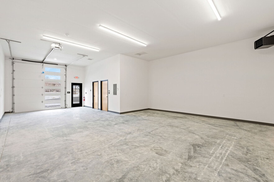 More Photos Of 21 Meridian Ct, Kalispell Light Distribution For Sale