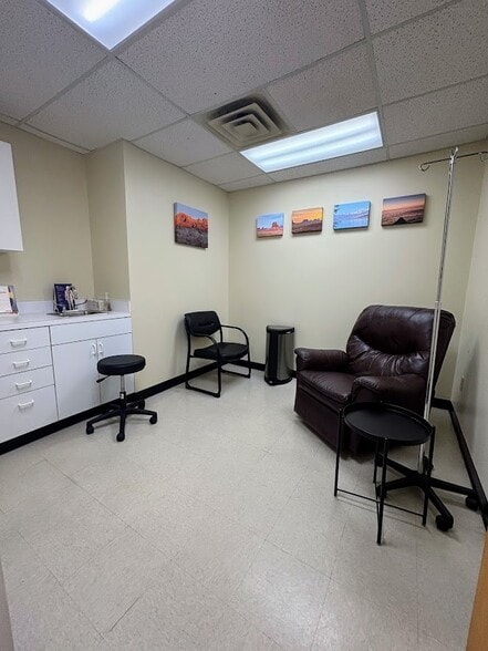 More Photos Of 660 Cooper Rd, Westerville Medical For Sale