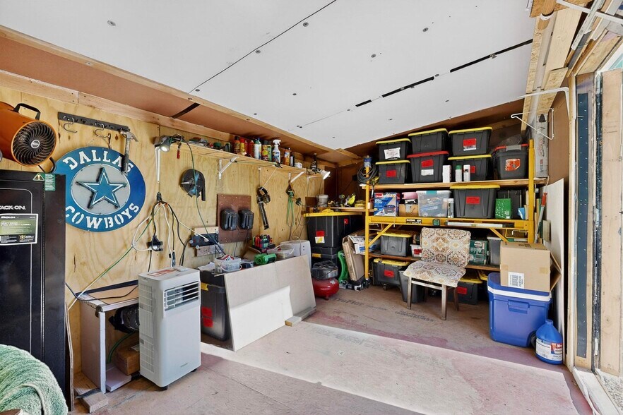 More Photos Of 15711 La Hacienda Dr, Austin Light Manufacturing For Sale