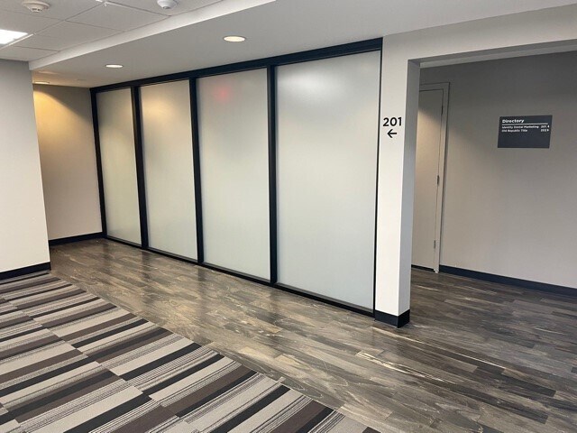 More Photos Of 255 E Lake St, Bloomingdale Office For Lease