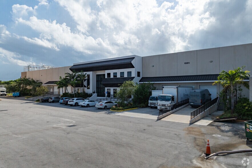 Primary Photo Of 1531 NW 12th Ave, Pompano Beach Warehouse For Lease