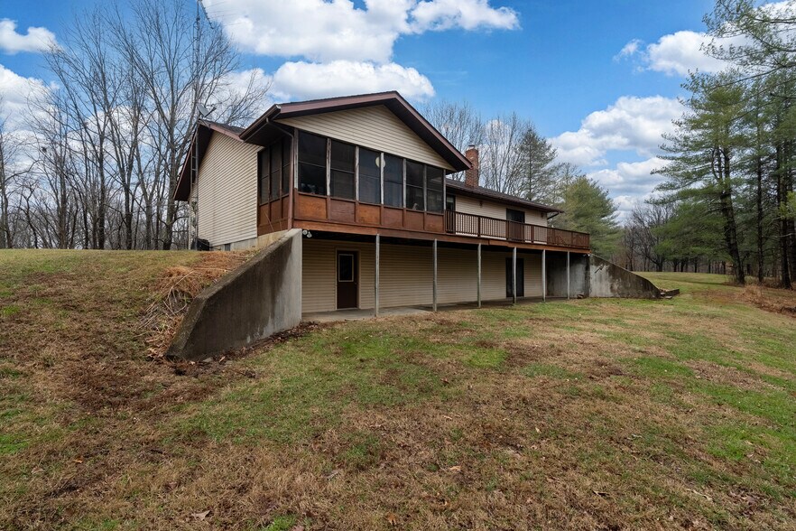 More Photos Of 3085 Kaolin Rd, Cobden Land For Sale