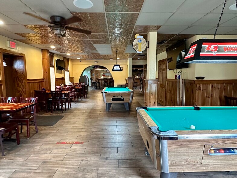 More Photos Of 324 W Broadway Ave, Fulton Storefront Retail Residential For Sale