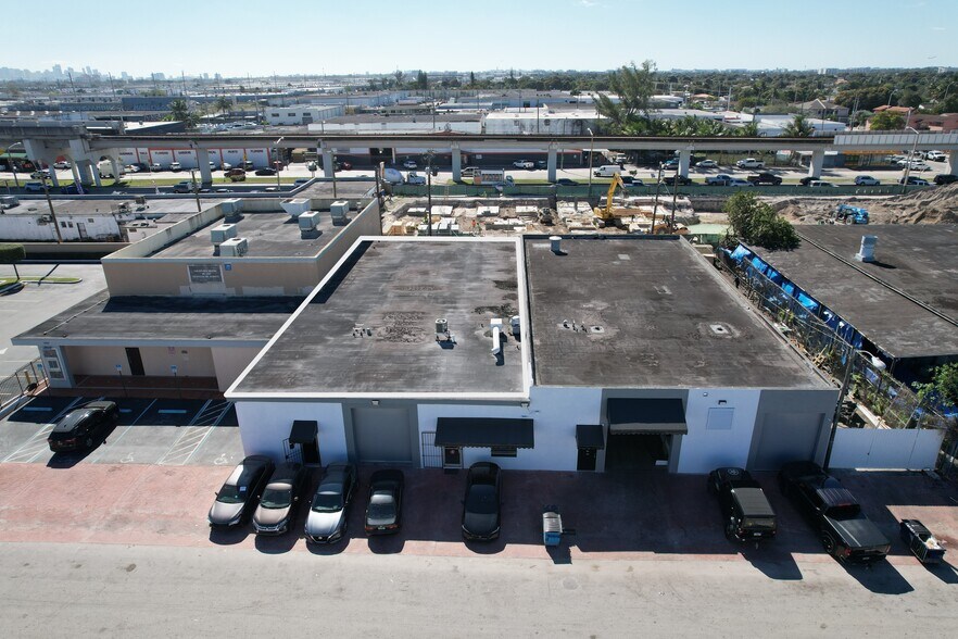 Primary Photo Of 1046-1048 E 26th St, Hialeah Warehouse For Lease