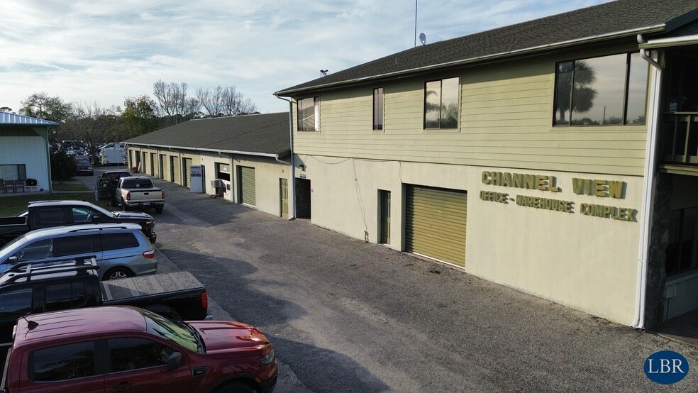 More Photos Of 2755 N BANANA RIVER Dr, Merritt Island Flex For Sale