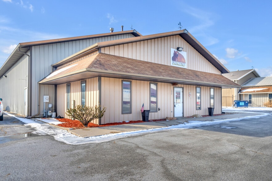 Primary Photo Of 403 Industrial Dr, Griffith Service For Sale