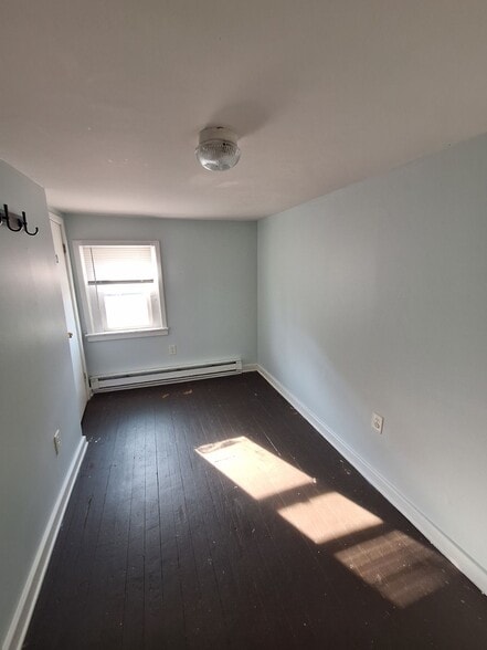 More Photos Of 424 Hill St, Front Royal Multifamily For Sale