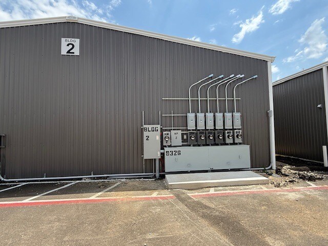 More Photos Of 9326 SE Loop 410, San Antonio Flex For Sale