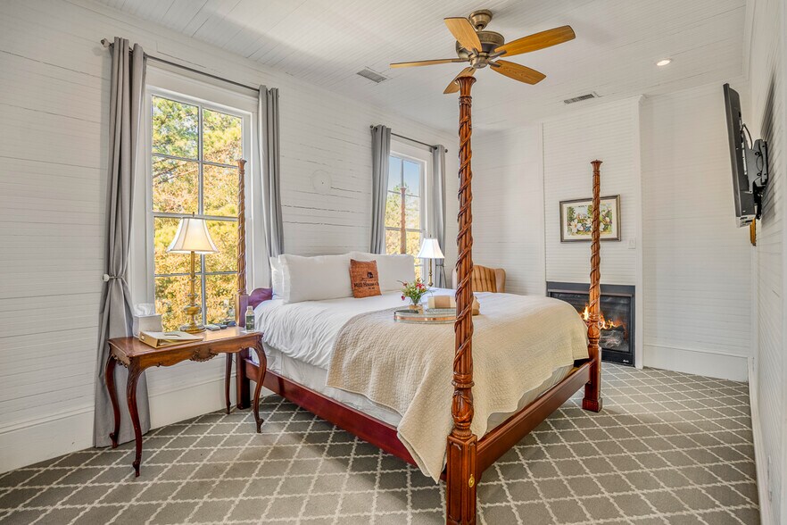 More Photos Of 3603 FM 1725 Rd, Willis Lodge Meeting Hall For Sale