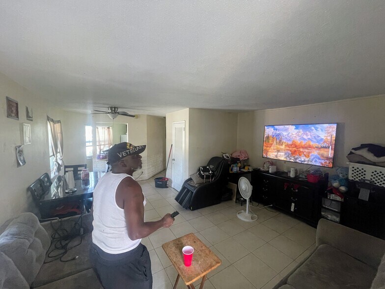 More Photos Of 3760 SW 1st St, Fort Lauderdale Apartments For Sale