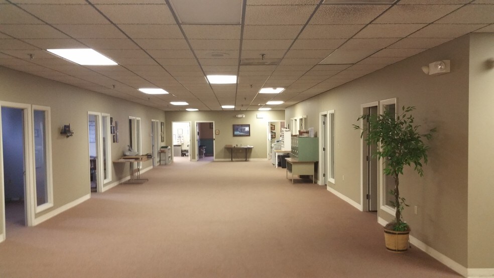 More Photos Of 81 Fitzgerald Dr, Jaffrey Light Manufacturing For Lease