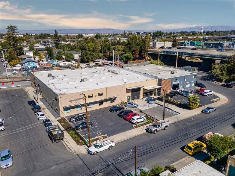 More Photos Of 901 Shasta St, Redwood City Warehouse For Lease