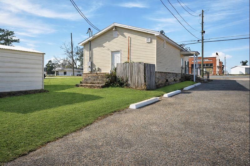 More Photos Of 12969 Cottonwood Rd, Cottonwood Restaurant For Sale