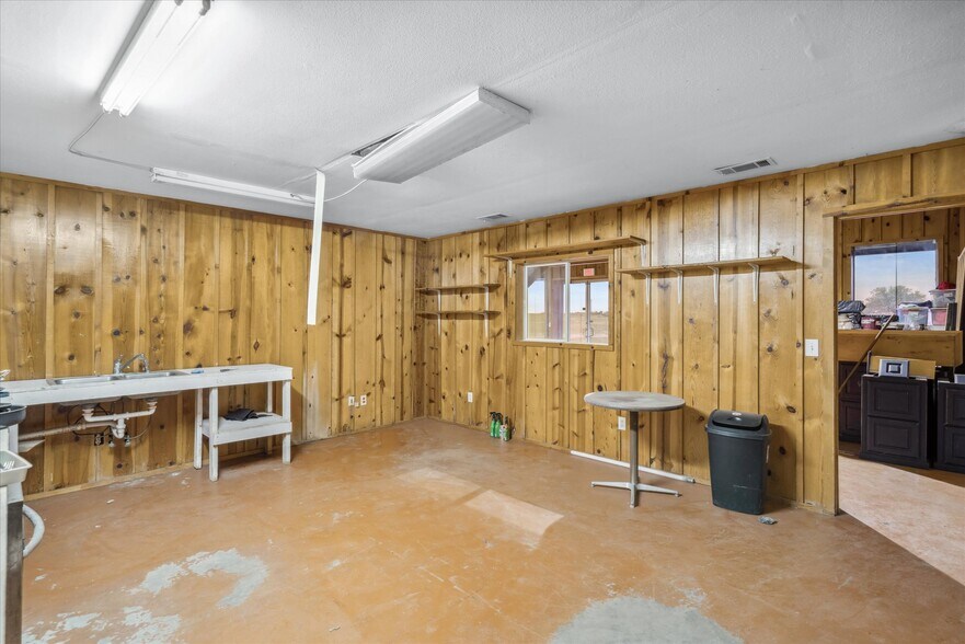 More Photos Of 21540 Interstate 20 & Hwy 64, Canton Warehouse For Sale