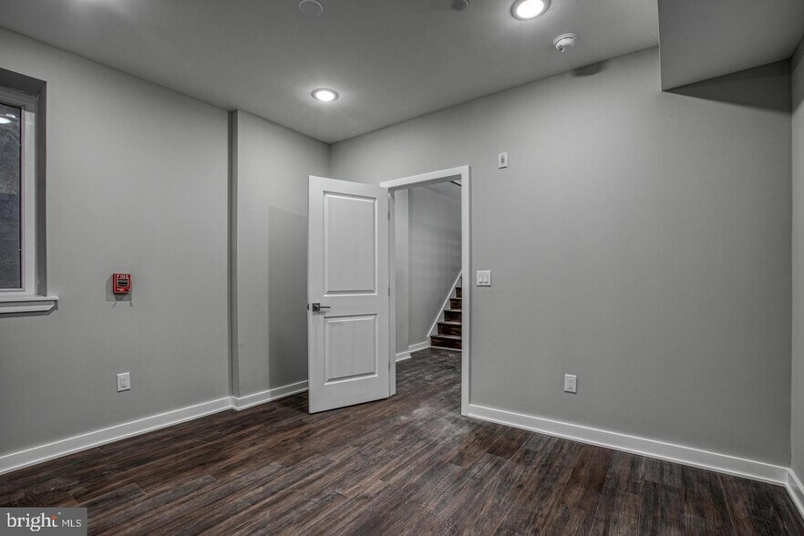 More Photos Of 1316 S Broad St, Philadelphia Apartments For Sale