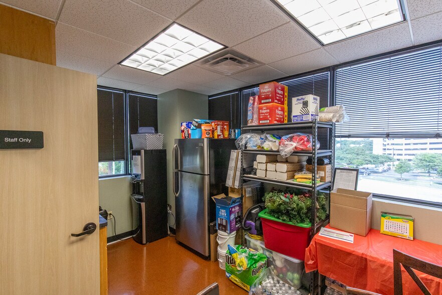 More Photos Of 4207 James Casey St, Austin Medical For Sale