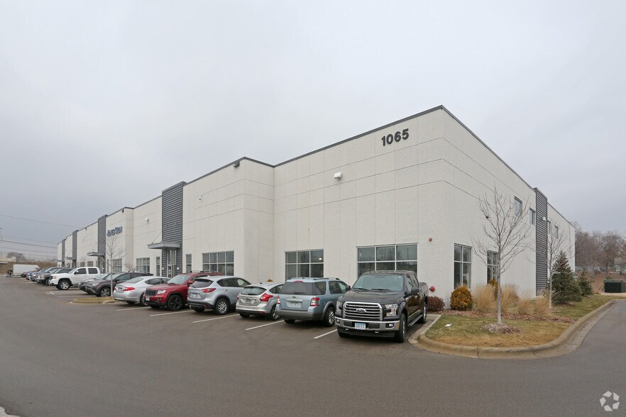 More Photos Of 1065 Phalen Blvd, Saint Paul Warehouse For Lease